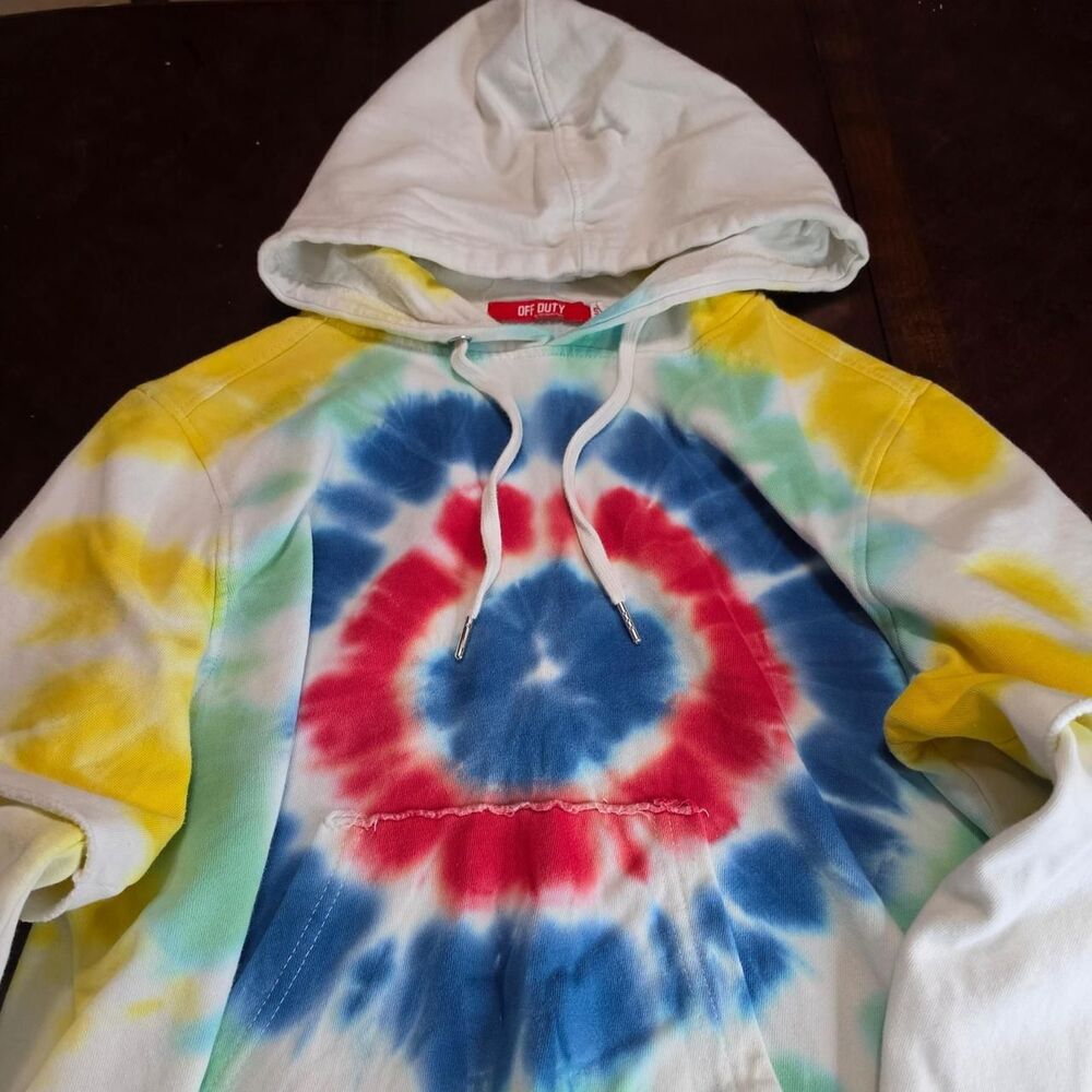 Off Duty Tie Dye Matching Sweatshirt and Sweatpants - Picture 2 of 8